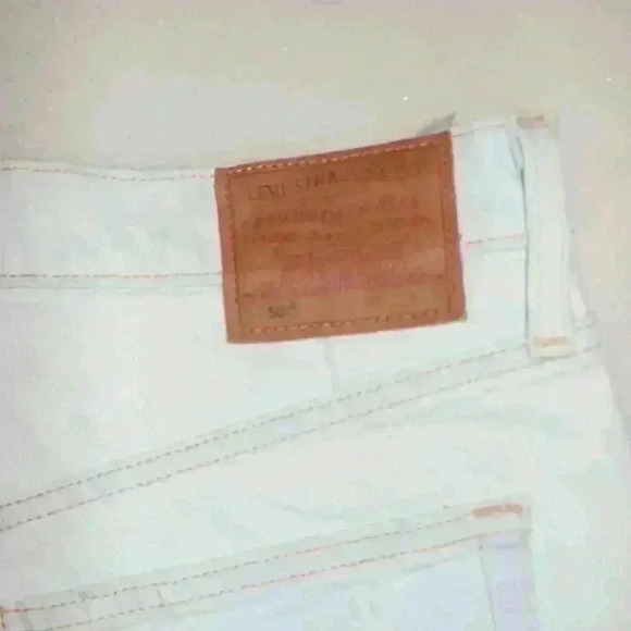 Levi’s 501 white shorts - W31 - Picture 3 of 6